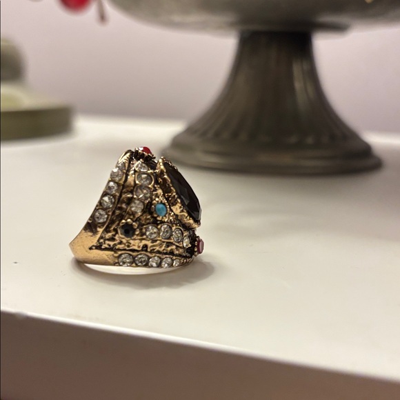 Elegant Multicolor Gemstone Ring - Picture 4 of 4